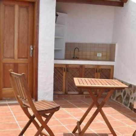 Casa Rural De 1945 Dos Plantas Patio Y Barbacoa Frontera Exterior photo